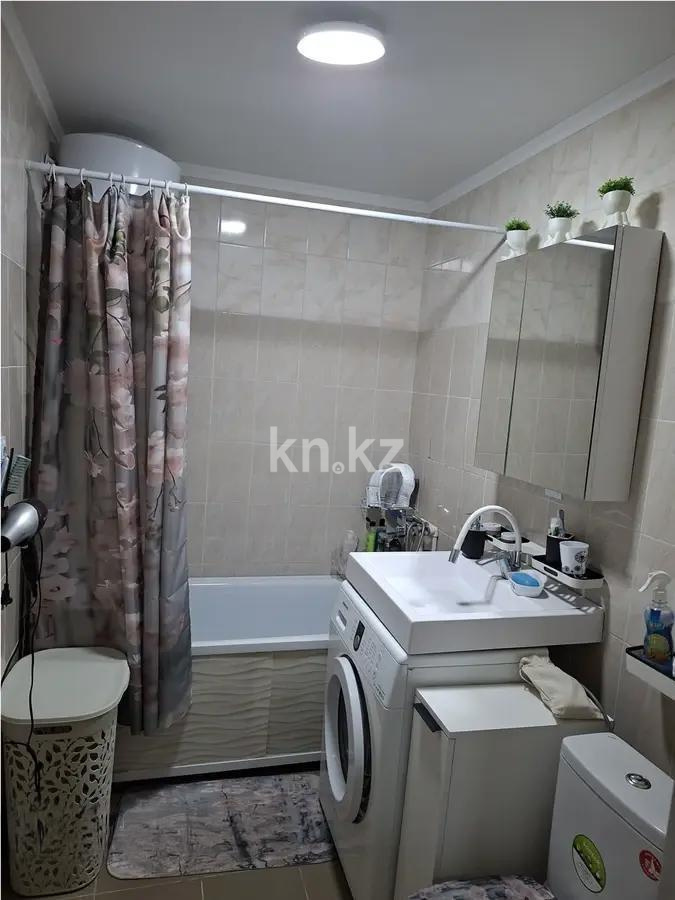 Продажа 1-комнатной квартиры, 49 м², ул. Ашимова, дом  26 в Караганде - фото 3