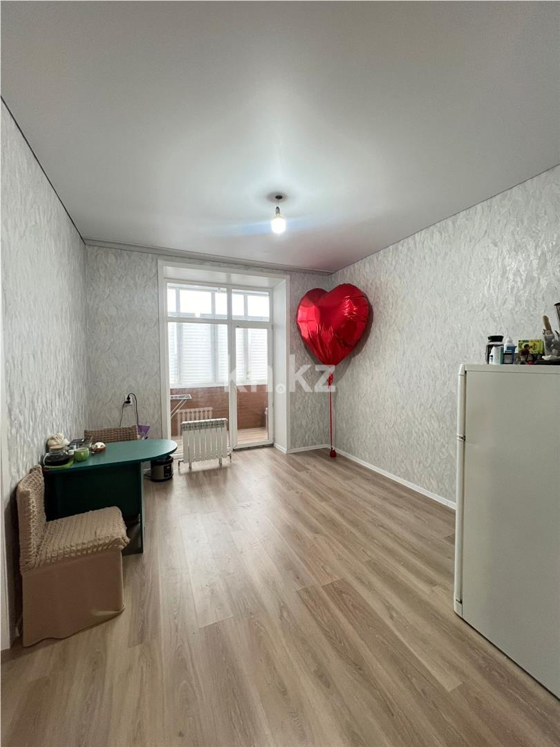 Продажа 3-комнатной квартиры, 50 м², ул. Муканова, дом  88 в Караганде - фото 2