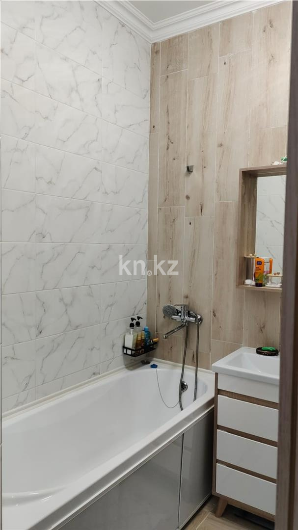 Продажа 3-комнатной квартиры, 68 м² в Караганде - фото 15