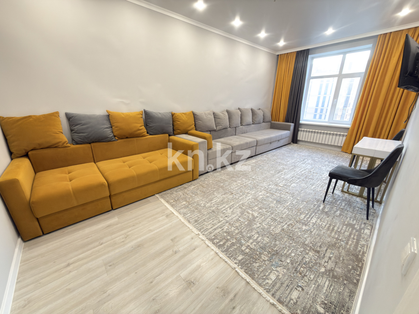 Продажа 2-комнатной квартиры, 70 м² в Караганде