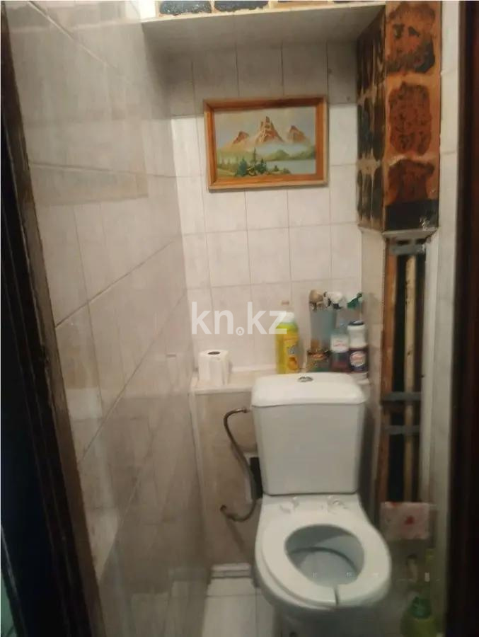 Продажа 4-комнатной квартиры, 72 м², 9 мкр., дом  24 в Алматы - фото 5