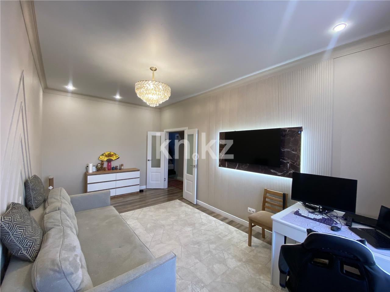 Продажа 2-комнатной квартиры, 65 м², ул. Култегин в Астане - фото 2