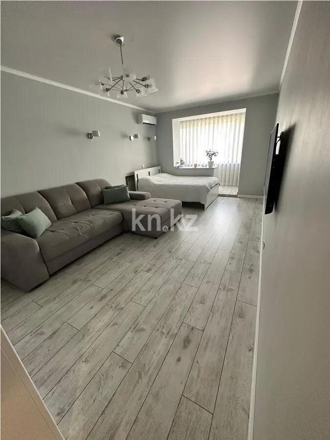 Продажа 2-комнатной квартиры, 65 м² в Алматы