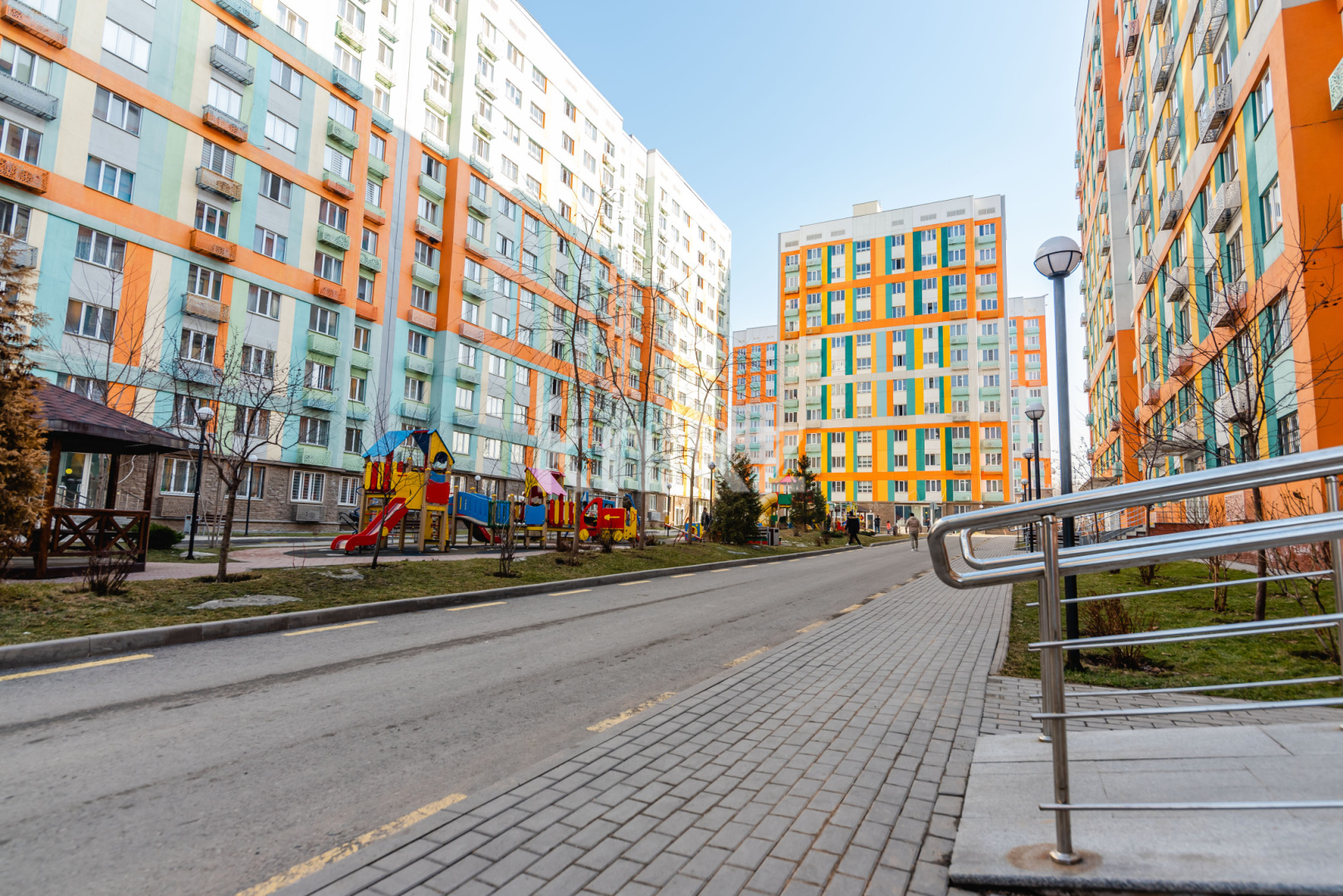 Аренда 1-комнатной квартиры посуточно, 47 м² в Алматы - фото 14