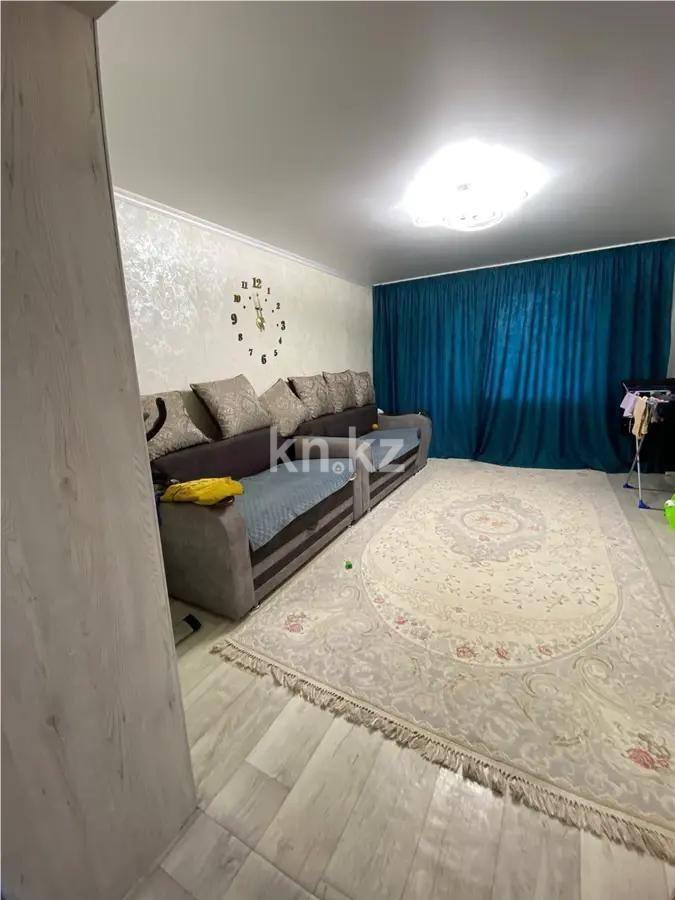 Продажа 3-комнатной квартиры, 60 м², ул. 40-летия Победы, дом  52 в Шахтинске