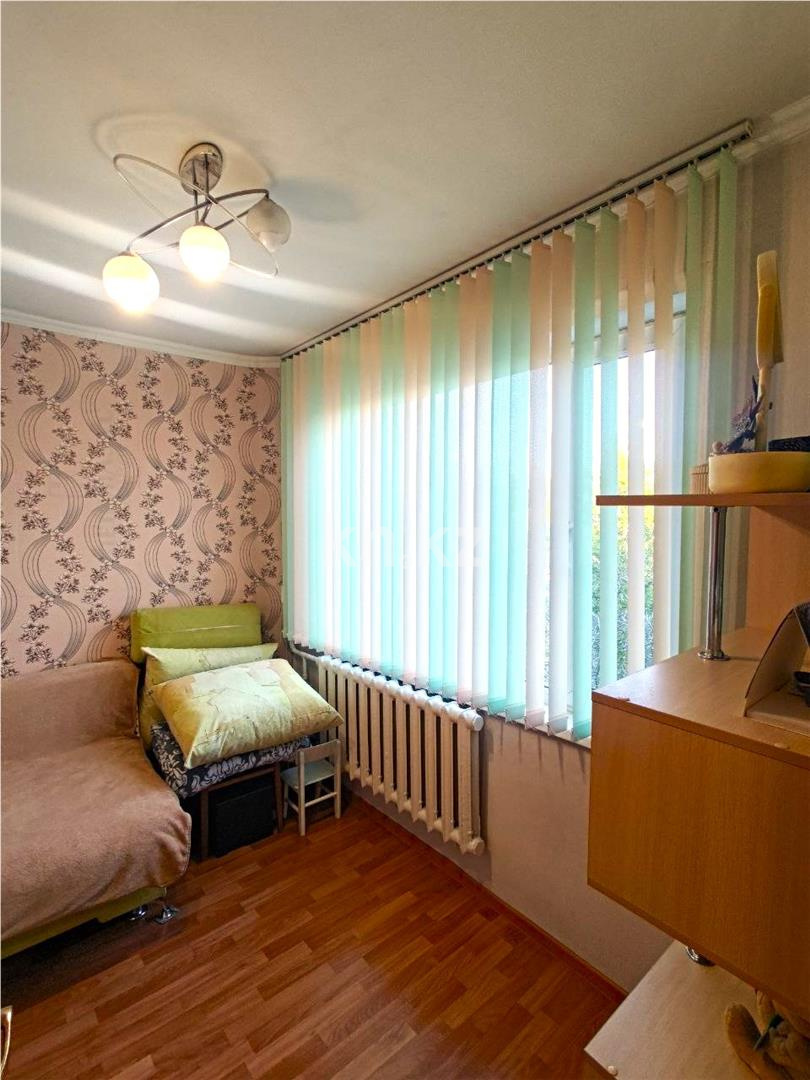 Продажа 4-комнатной квартиры, 59 м², мкр-н 23 в Караганде - фото 3
