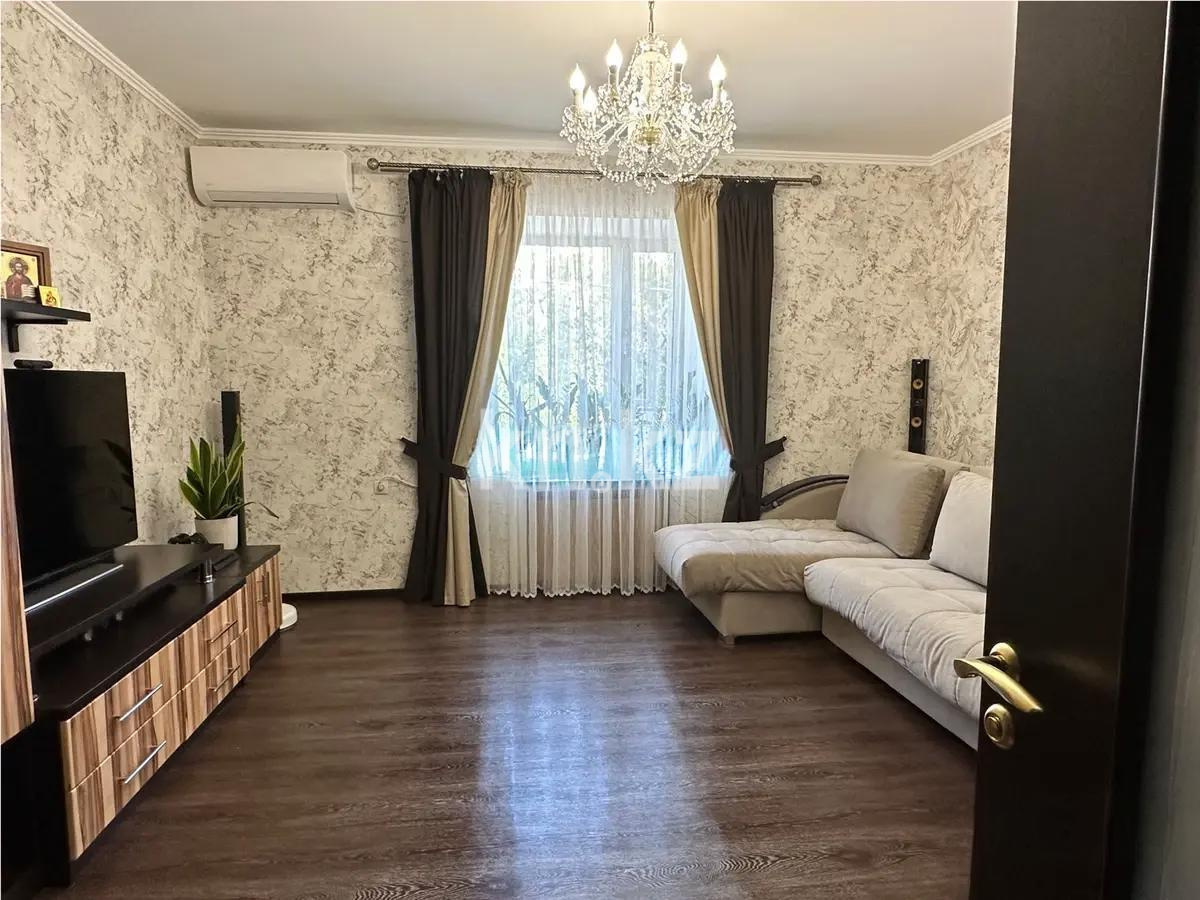Продажа 2-комнатной квартиры, 57 м², ул. Гвардейская, дом  13 в Караганде