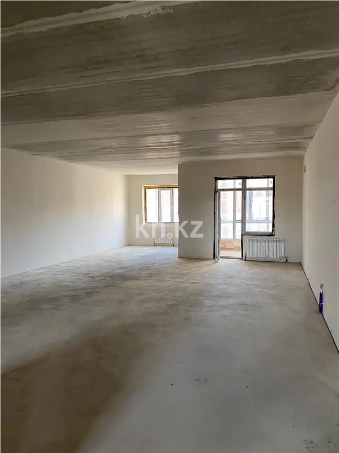 Продажа 4-комнатной квартиры, 149 м², пр. Республики, дом  49 в Караганде - фото 2