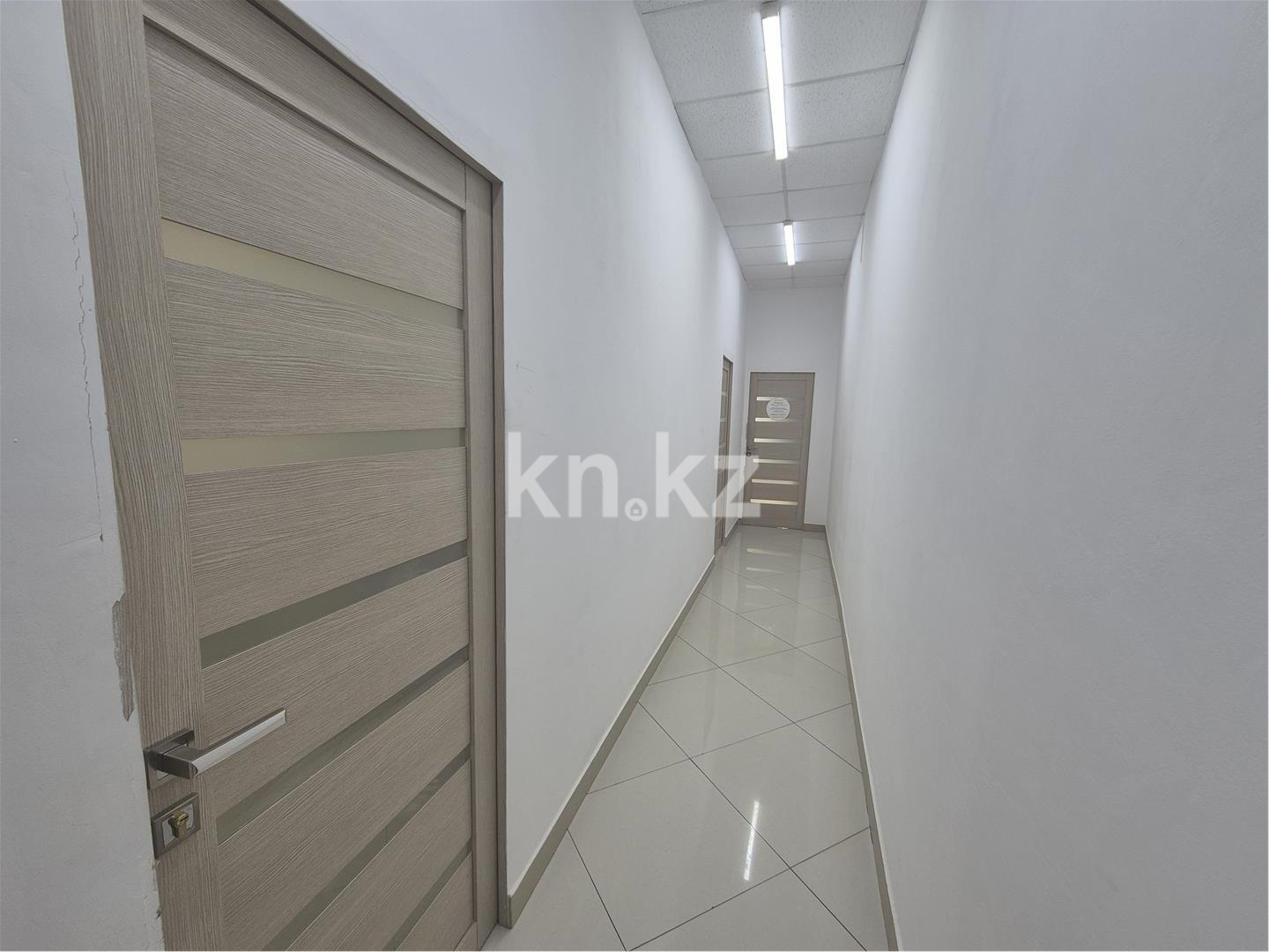 Продажа , 2200 м², пр. Момышулы в Темиртау - фото 7