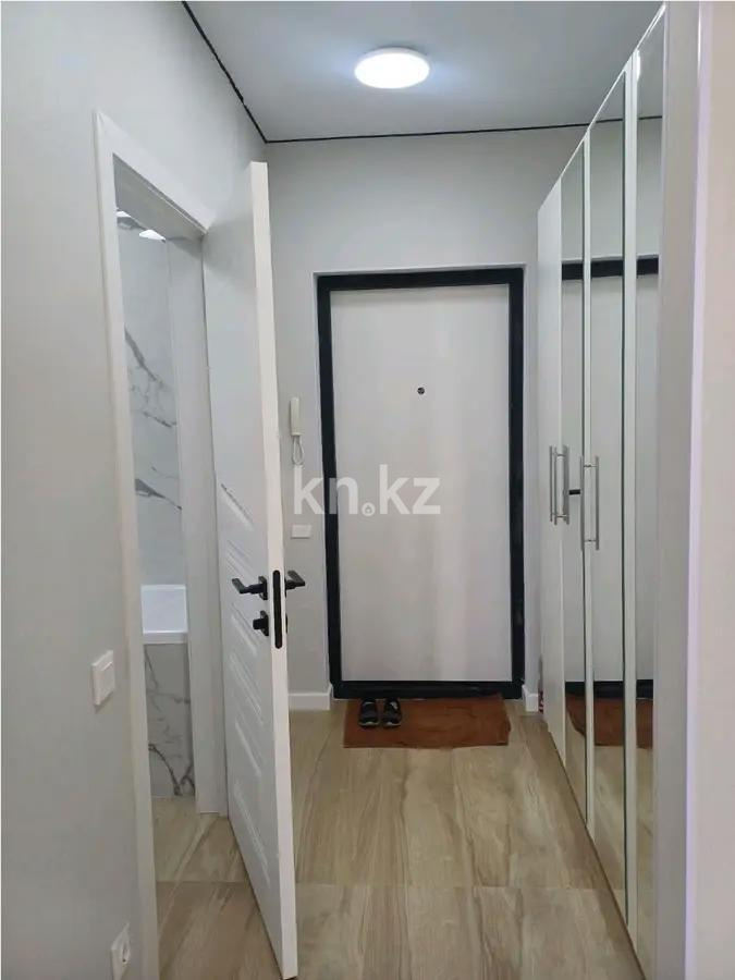 Продажа 1-комнатной квартиры, 38 м², ул. Толе би, дом  28/1 в Астане - фото 4