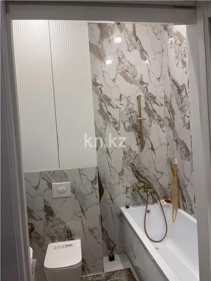 Продажа 2-комнатной квартиры, 75 м², ул. Муканова, дом  41/23 в Караганде - фото 5