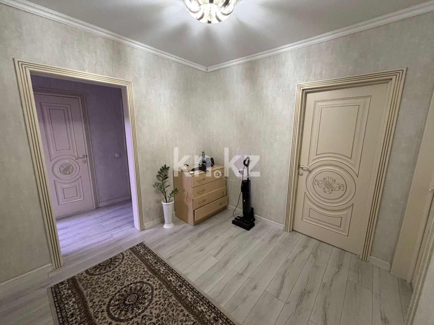 Продажа 3-комнатной квартиры, 62.6 м², мкр-н Степной-4, дом  17 в Караганде