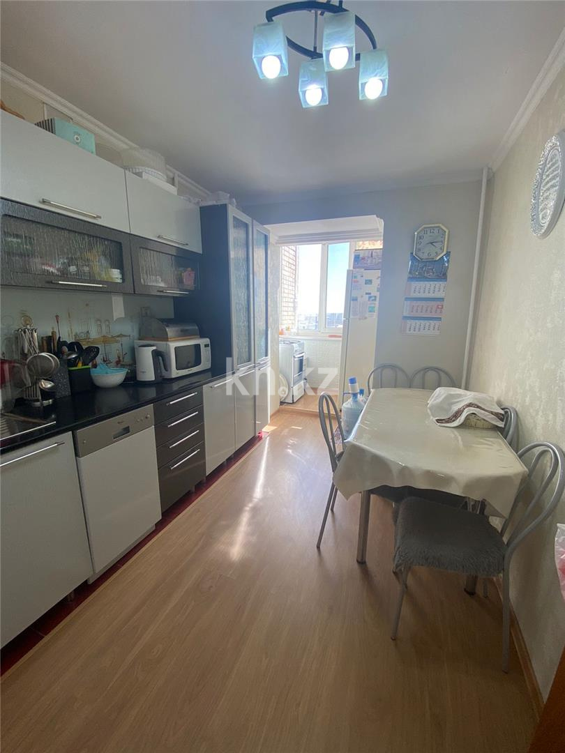 Продажа 4-комнатной квартиры, 80 м², пр. Республики в Караганде - фото 9