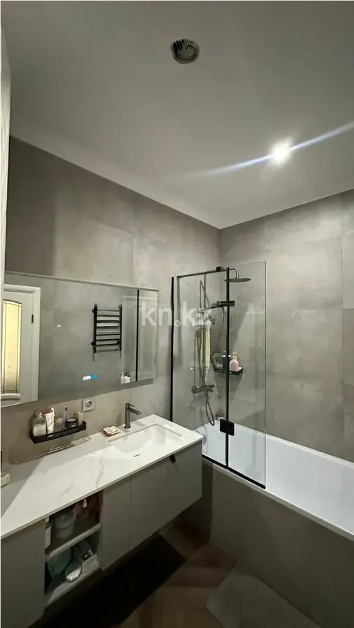 Продажа 2-комнатной квартиры, 78.6 м² в Алматы - фото 4