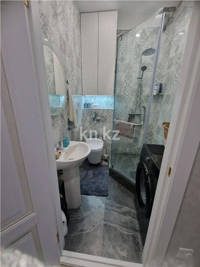 Продажа 3-комнатной квартиры, 72.8 м², ул. Бухар жырау, дом  34 в Астане - фото 4