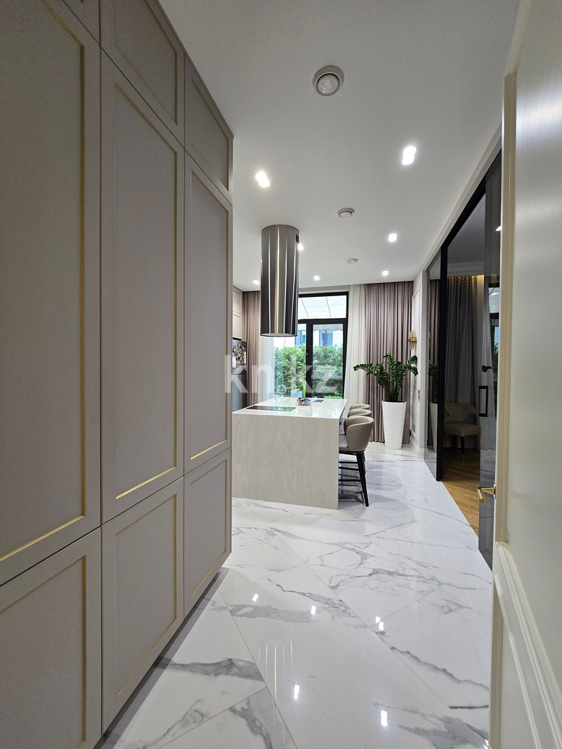 Продажа 3-комнатной квартиры, 191 м² в Алматы - фото 2