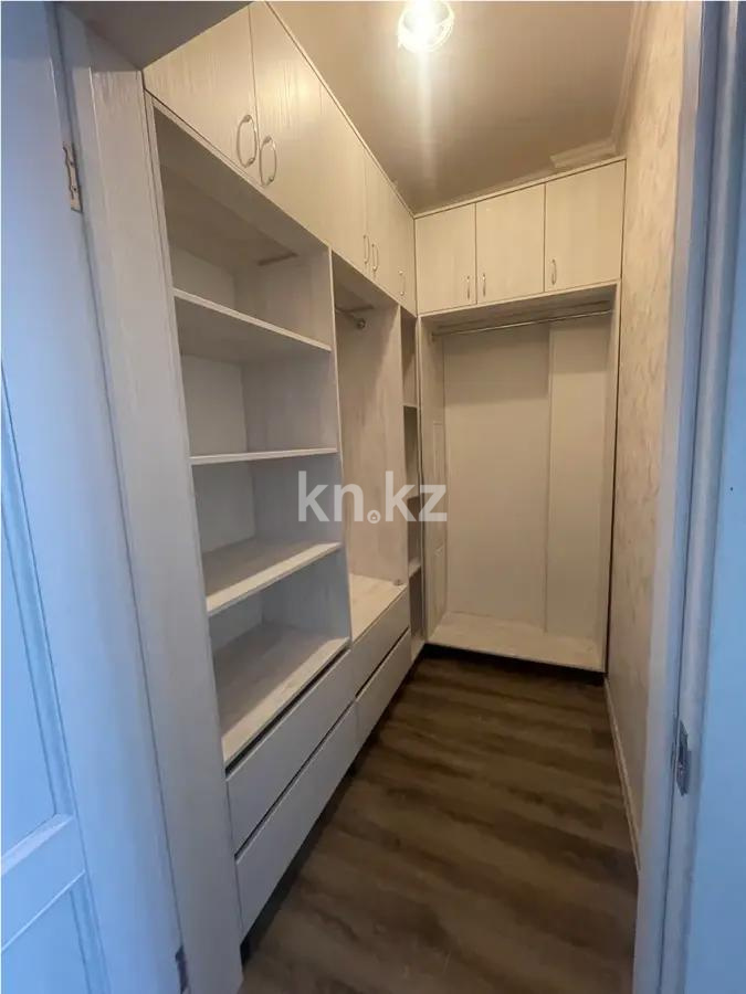 Продажа 1-комнатной квартиры, 49 м², пр. Республики, дом  42 в Караганде - фото 4