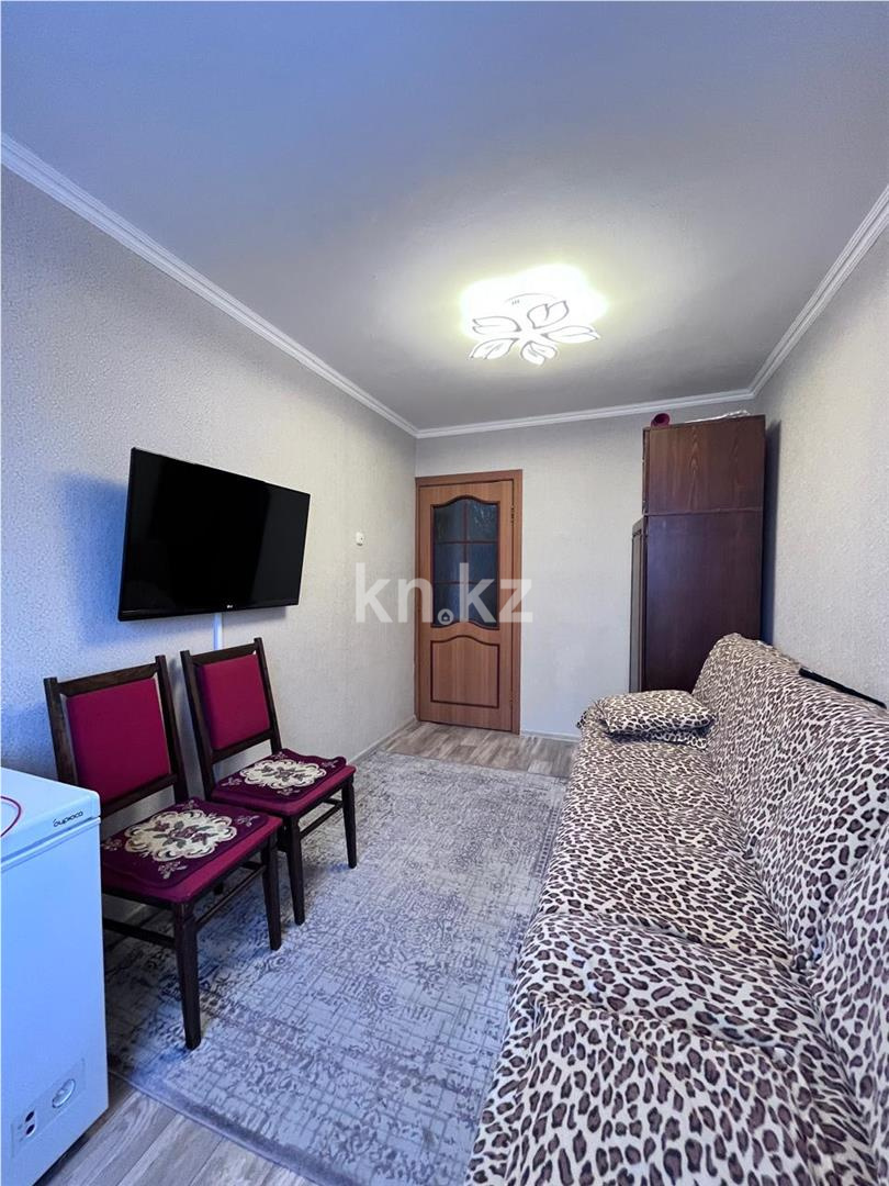 Продажа 4-комнатной квартиры, 61 м², пр. Строителей в Караганде - фото 9