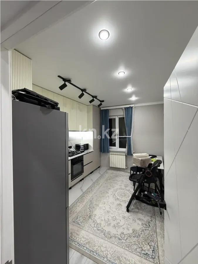 Продажа 2-комнатной квартиры, 65.5 м² в Алматы - фото 3