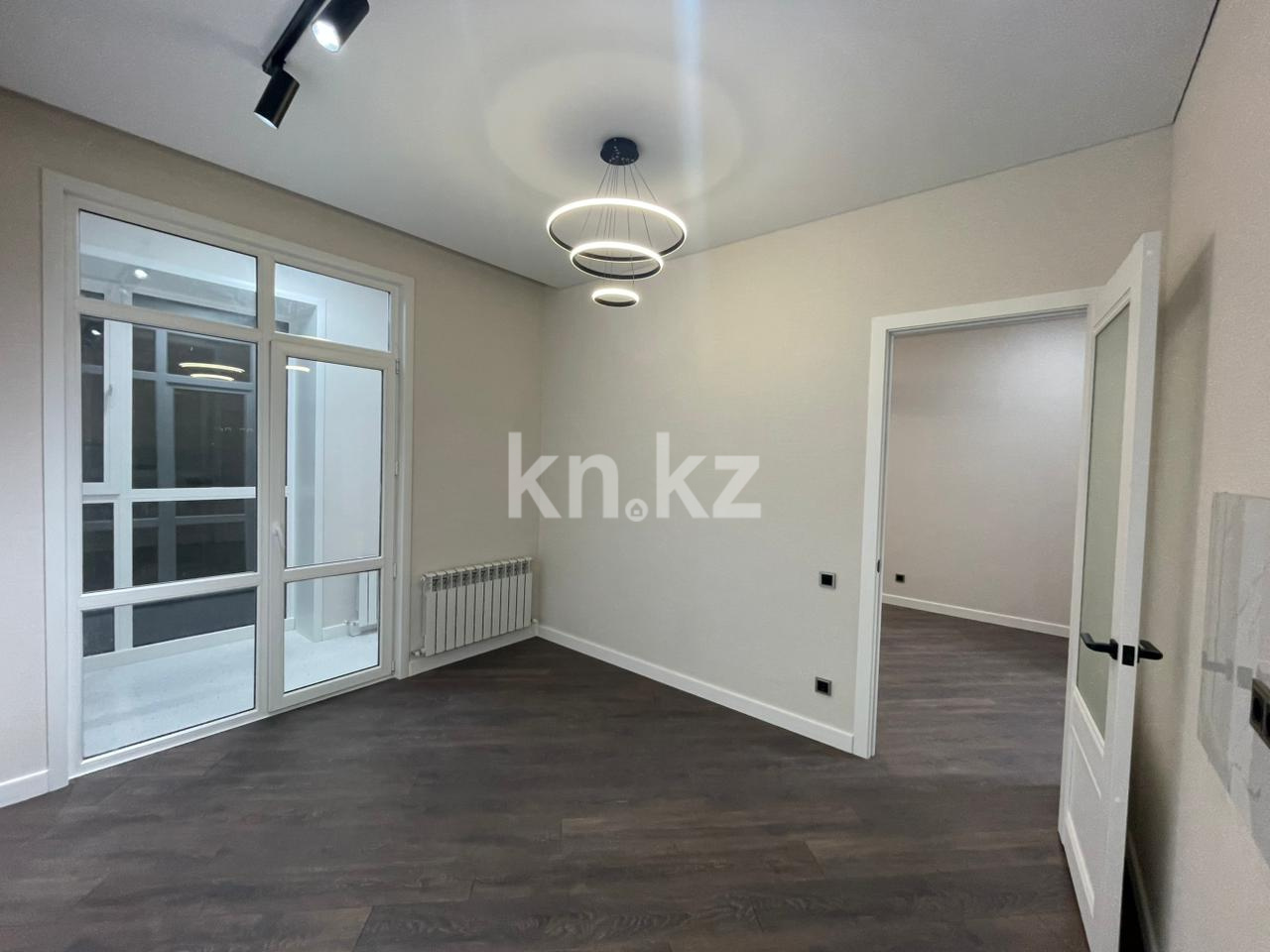 Продажа 1-комнатной квартиры, 41 м², ул. Университетская, дом  18 в Караганде - фото 4