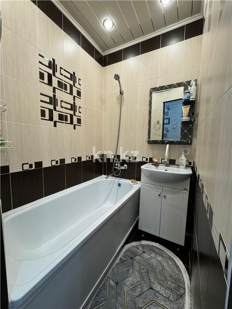 Продажа 2-комнатной квартиры, 44 м², мкр-н 16 в Караганде - фото 6