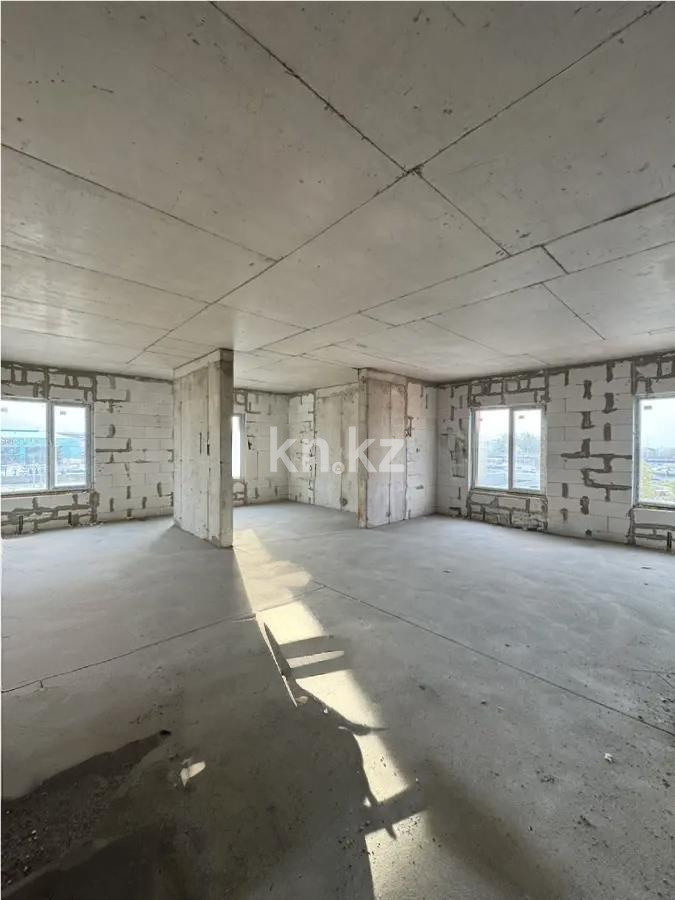 Продажа 3-комнатной квартиры, 73 м², ул. Аэропортная, дом  62 в Алматы - фото 3