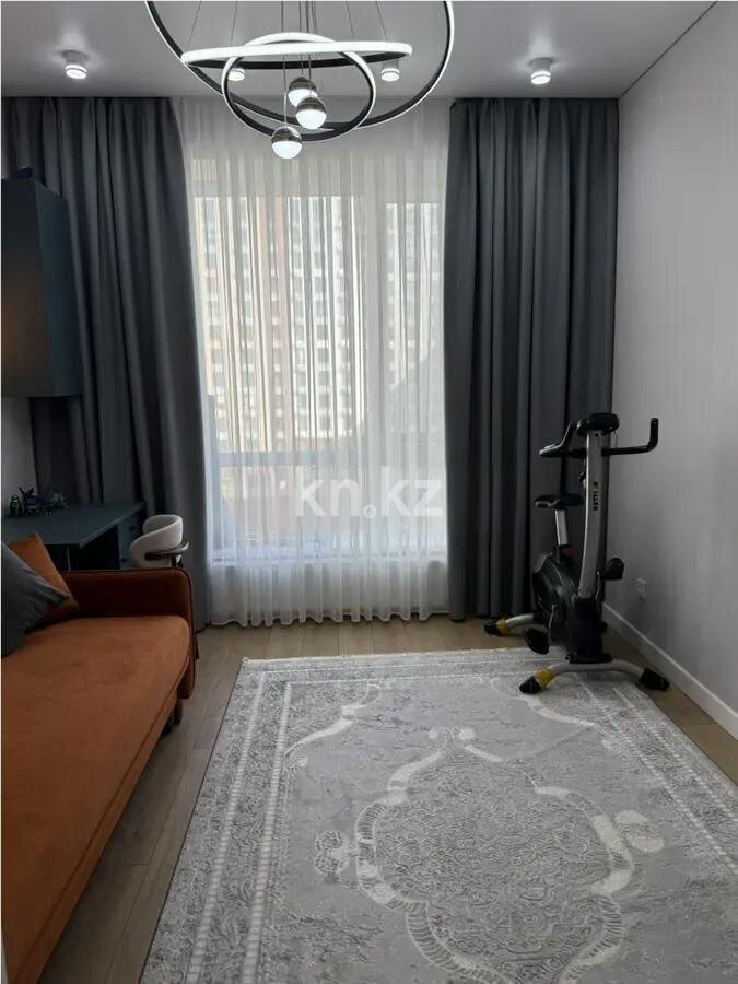 Продажа 4-комнатной квартиры, 140 м² в Астане - фото 3