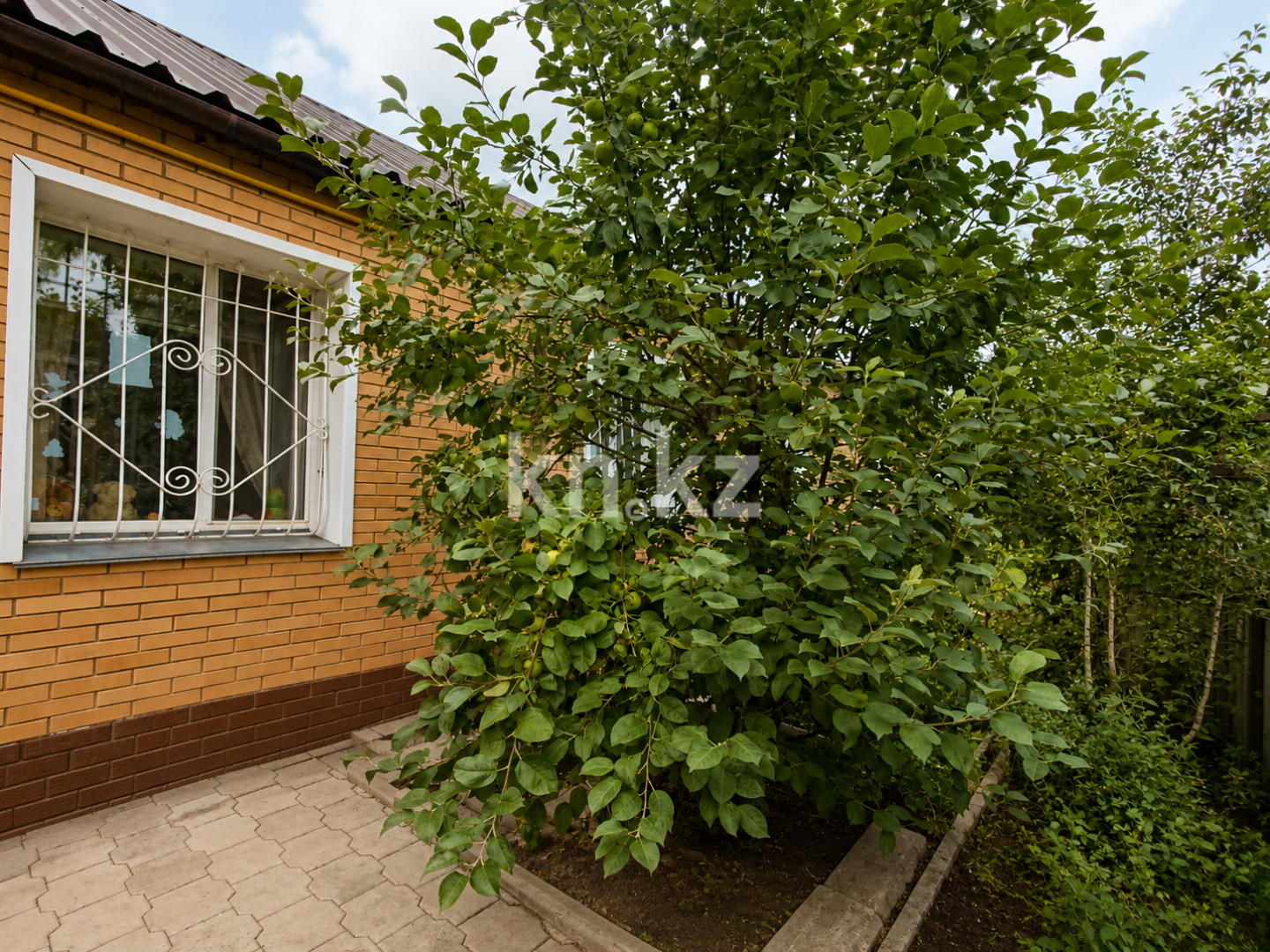 Продажа 5-комнатного дома, 142 м² в Караганде
