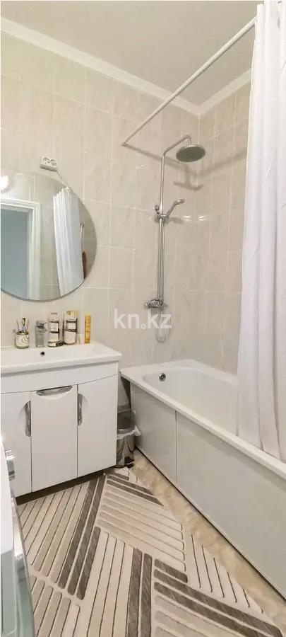 Продажа 3-комнатной квартиры, 71 м², пр. Аль-Фараби, дом  30 в Астане - фото 8