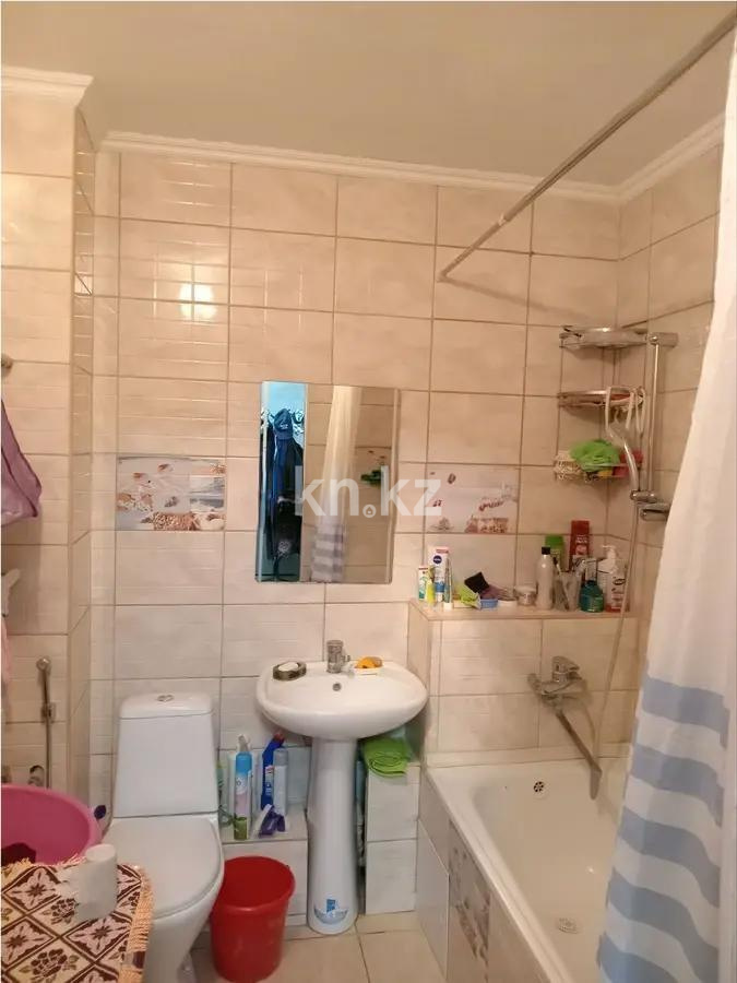 Продажа 2-комнатной квартиры, 50 м², ул. Жандосова, дом  140/2 в Алматы - фото 4