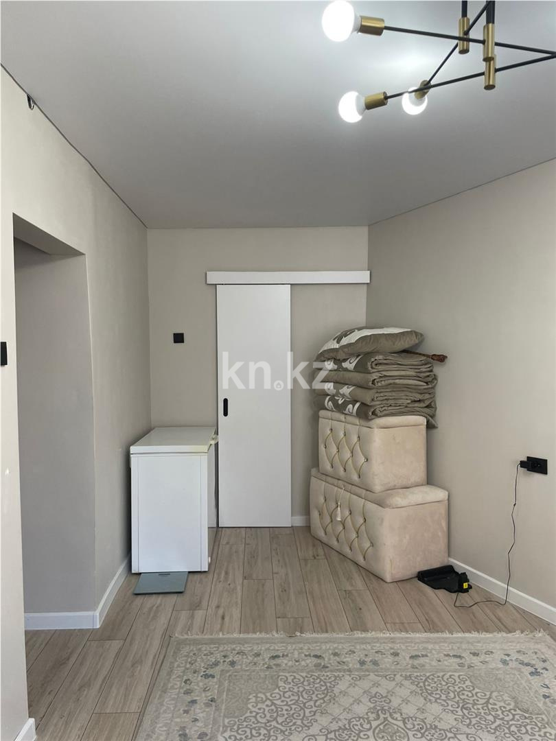 Продажа 5-комнатной квартиры, 105 м², мкр-н Голубые Пруды в Караганде - фото 9