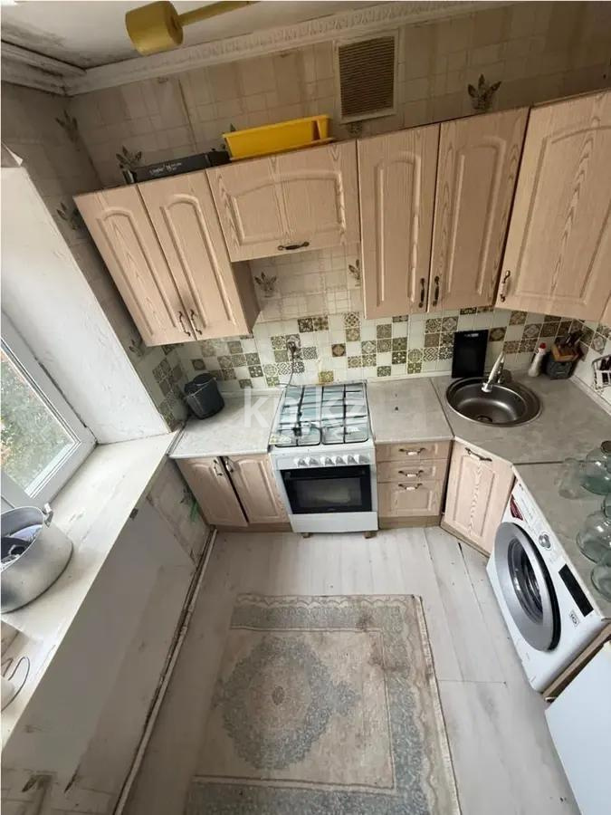 Продажа 3-комнатной квартиры, 54 м², ул. Ишимская, дом  70 в Караганде - фото 4
