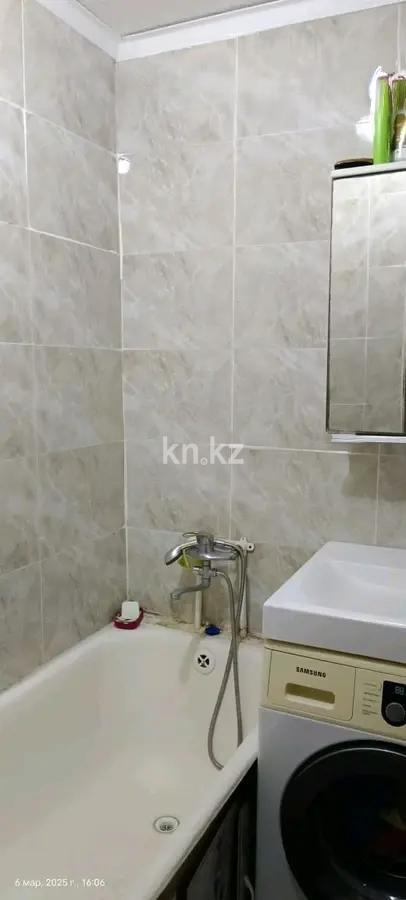 Продажа 4-комнатной квартиры, 62 м², мкр-н 14, дом  22 в Караганде - фото 4