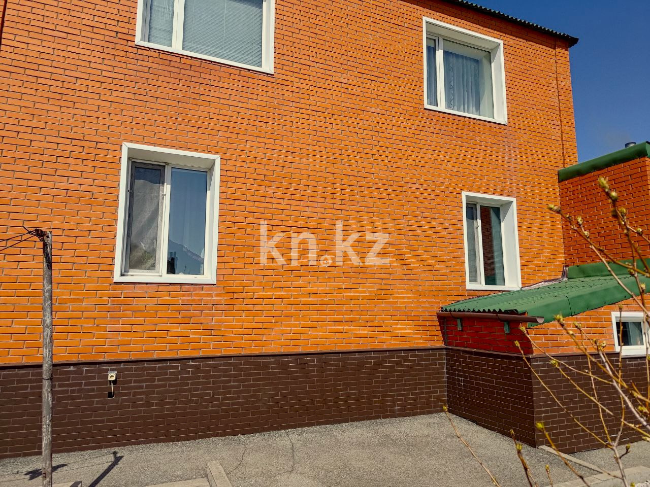 Продажа 6-комнатного дома, 300 м², ул. Экибастузская в Караганде - фото 2