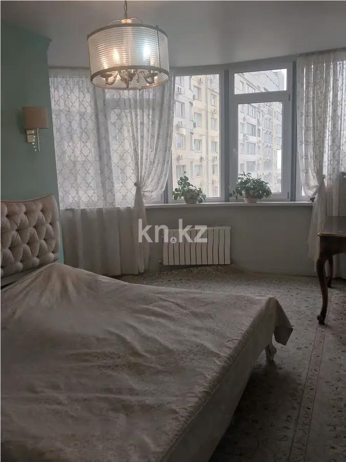 Продажа 2-комнатной квартиры, 80 м², ул. Навои, дом  39 в Алматы