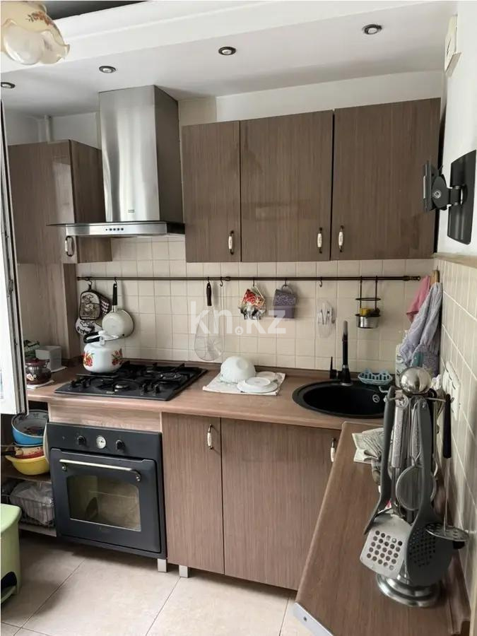 Продажа 3-комнатной квартиры, 55 м², мкр-н Коктем-1, дом  10 в Алматы - фото 3