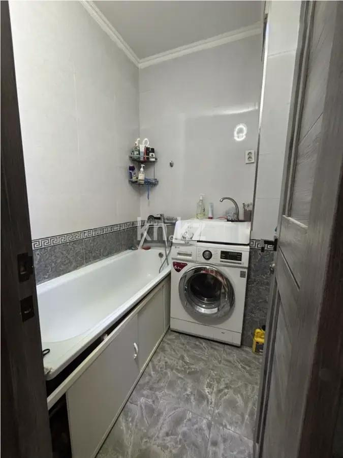 Продажа 3-комнатной квартиры, 69 м², ул. Жунисова, дом  8 в Алматы - фото 6