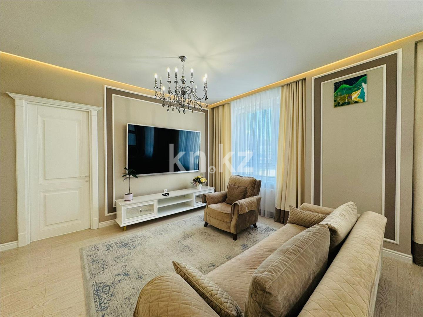 Продажа 4-комнатной квартиры, 96 м², пр. Мангилик Ел в Астане - фото 2