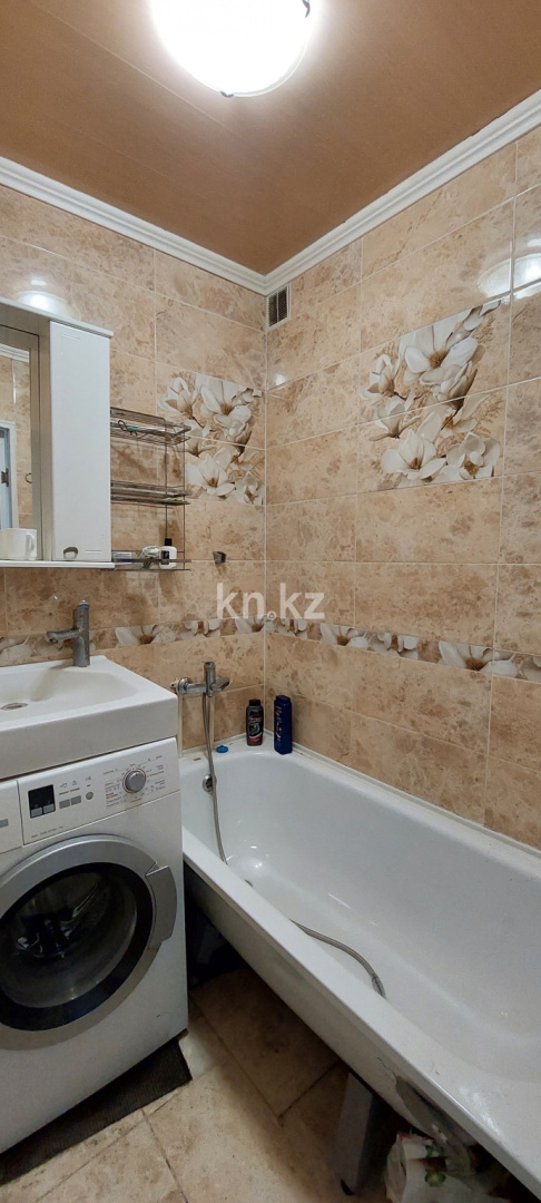 Продажа 2-комнатной квартиры, 45 м², ул. Рыскулова, дом  17 в Караганде - фото 10