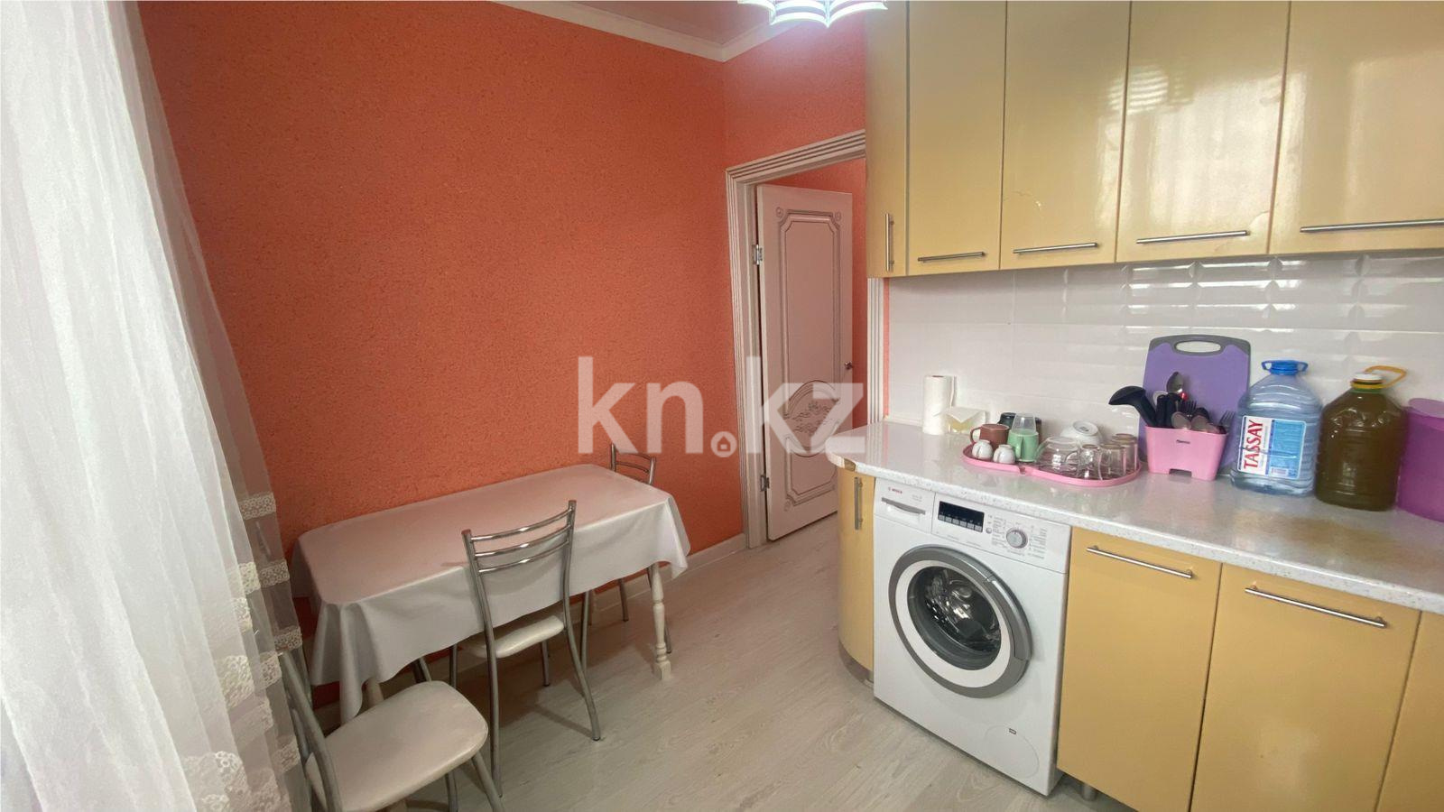 Продажа 2-комнатной квартиры, 56 м², ул. Сарыарка в Караганде - фото 6