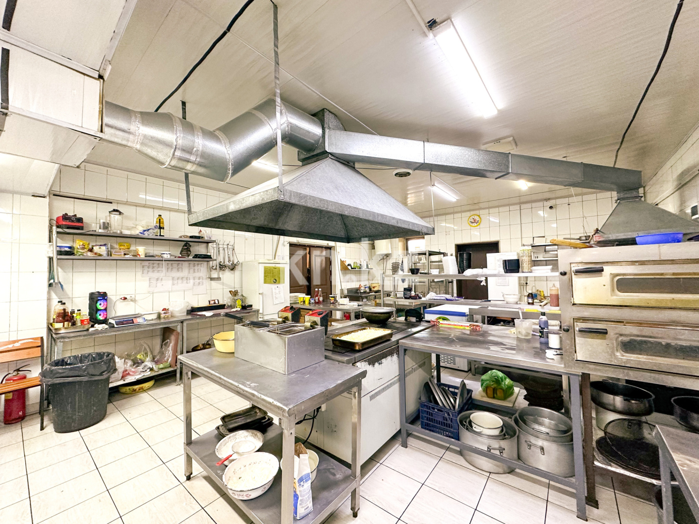 Продажа , 300 м², ул. Гурилева, дом  59а в Алматы - фото 6