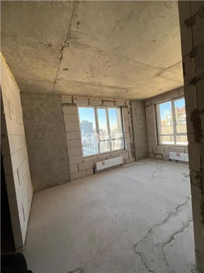 Продажа 1-комнатной квартиры, 30.3 м², ул. Байтурсынова, дом  16 стр в Астане