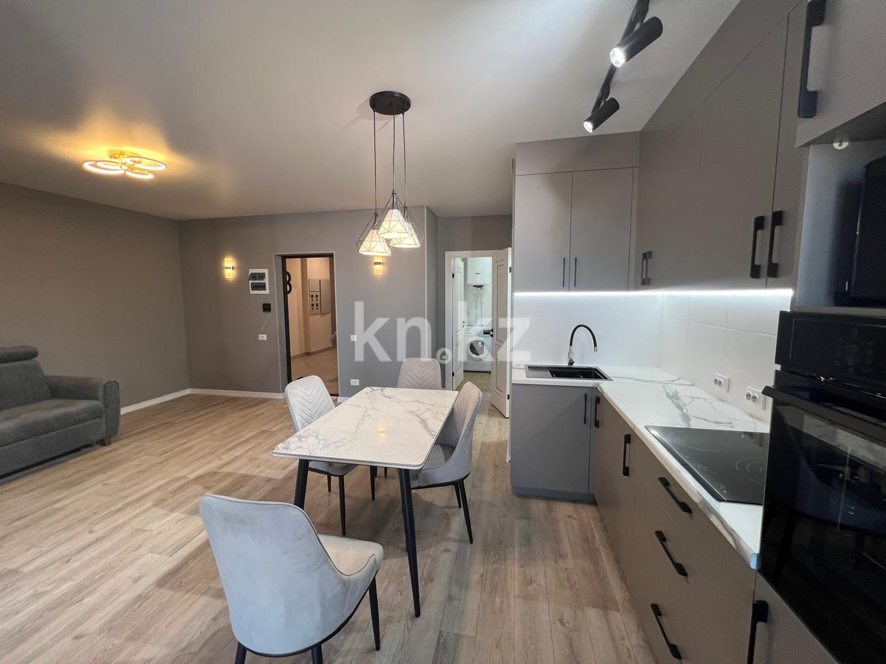 Продажа 2-комнатной квартиры, 43 м², ул. Муканова, дом  78/2 в Караганде - фото 4