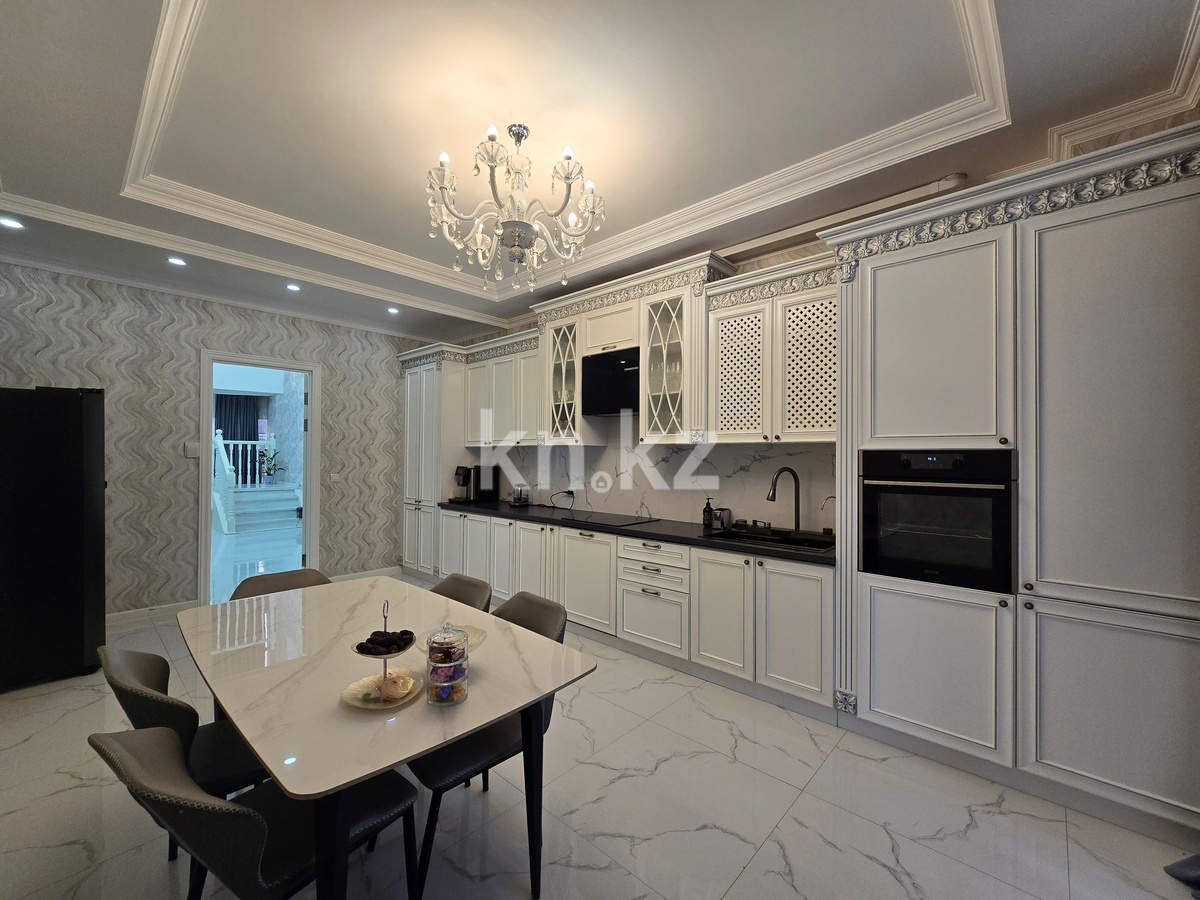 Продажа 6-комнатного дома, 639 м² в Алматы - фото 16