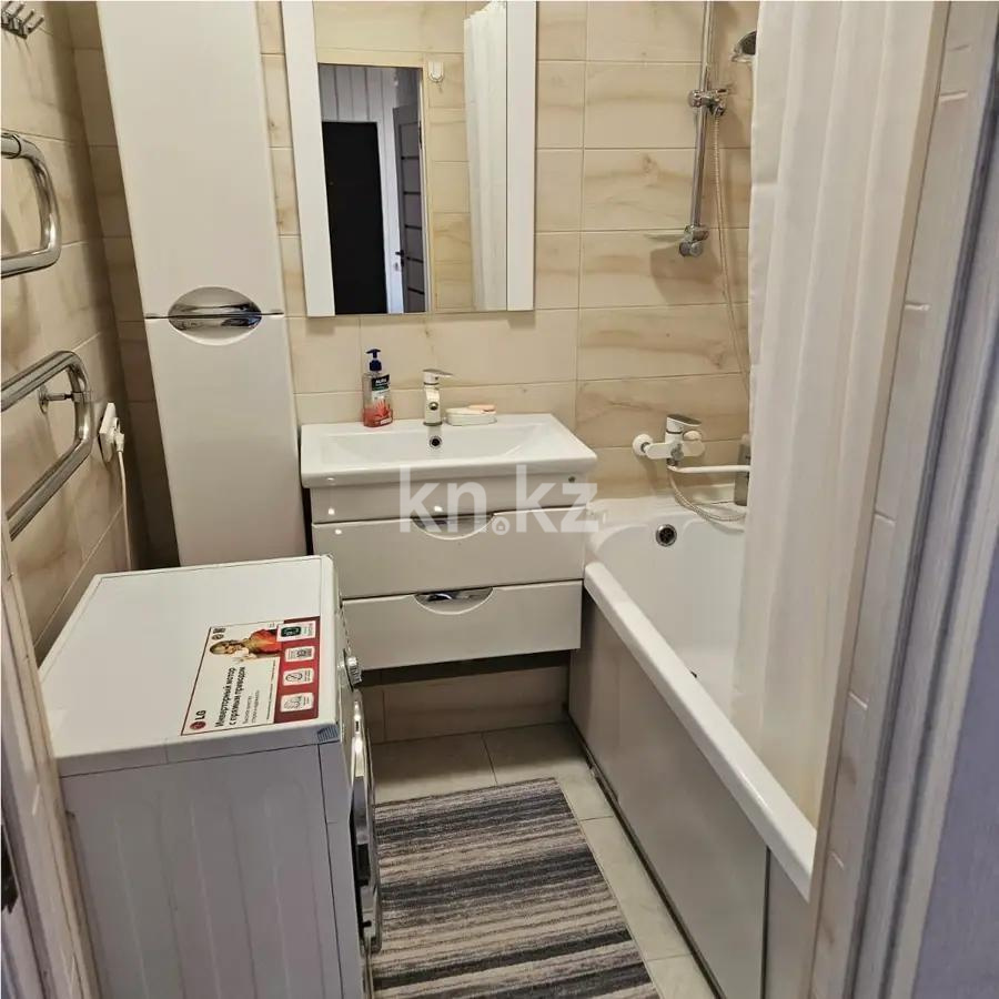 Продажа 3-комнатной квартиры, 76.3 м², мкр-н Жас Канат, дом  1/31 в Алматы - фото 4