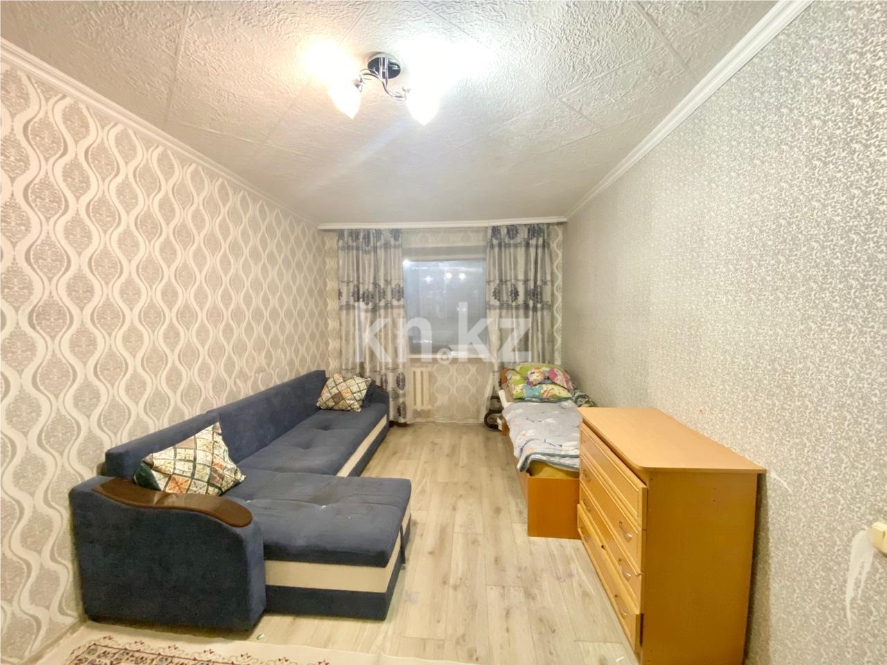 Продажа 3-комнатной квартиры, 63 м², 14 мкр. в Караганде - фото 3