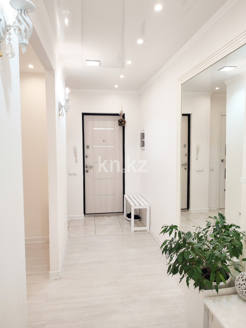 Аренда 1-комнатной квартиры посуточно, 50 м², пр. Абылай хана, дом  49 в Астане - фото 5