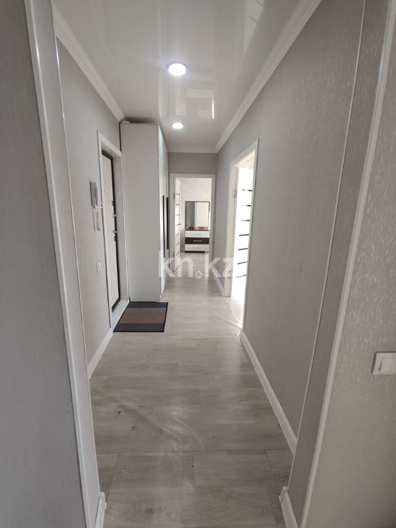 Продажа 2-комнатной квартиры, 54.2 м², мкр-н Степной-4, дом  10 в Караганде