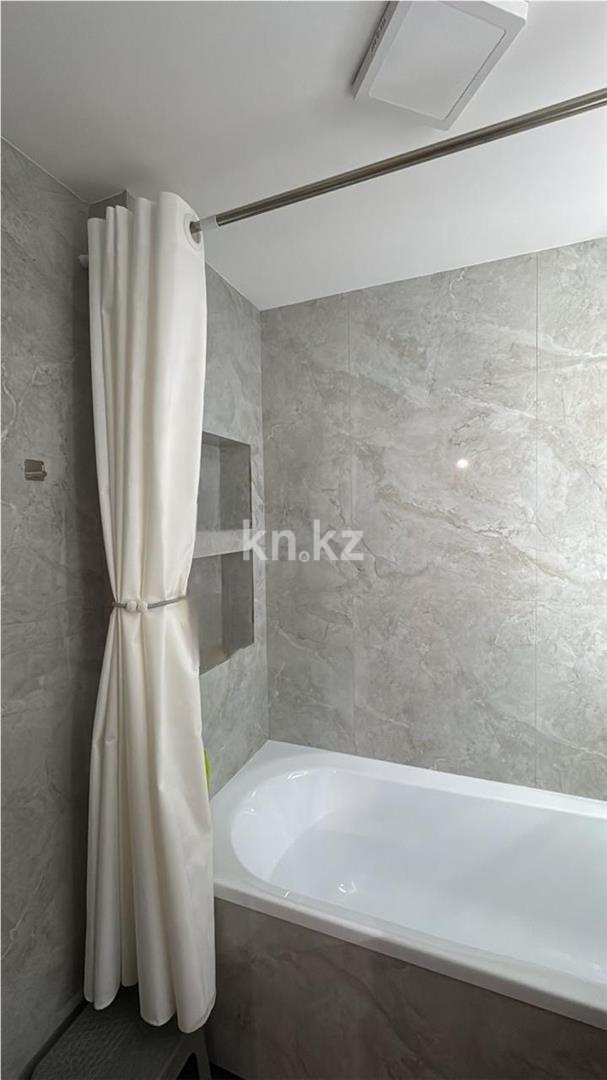 Продажа 3-комнатной квартиры, 70 м², мкр-н 8 в Темиртау - фото 10