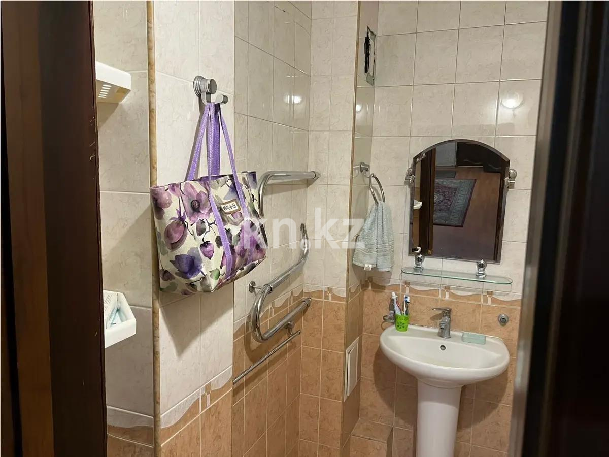 Продажа 3-комнатной квартиры, 70 м², мкр-н Жетысу-3, дом  8 в Алматы - фото 5